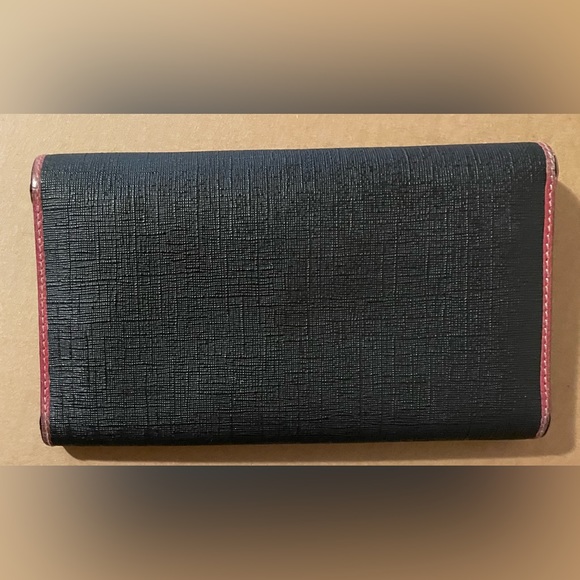 Gucci Coated Canvas Continental Wallet - Picture 13 of 16